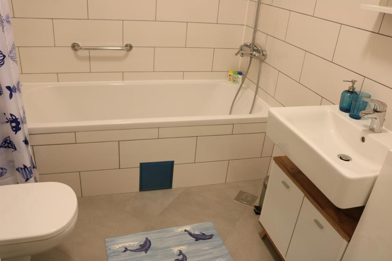 Apartment D&E Punat - Free Parking And Wi-Fi Bagian luar foto