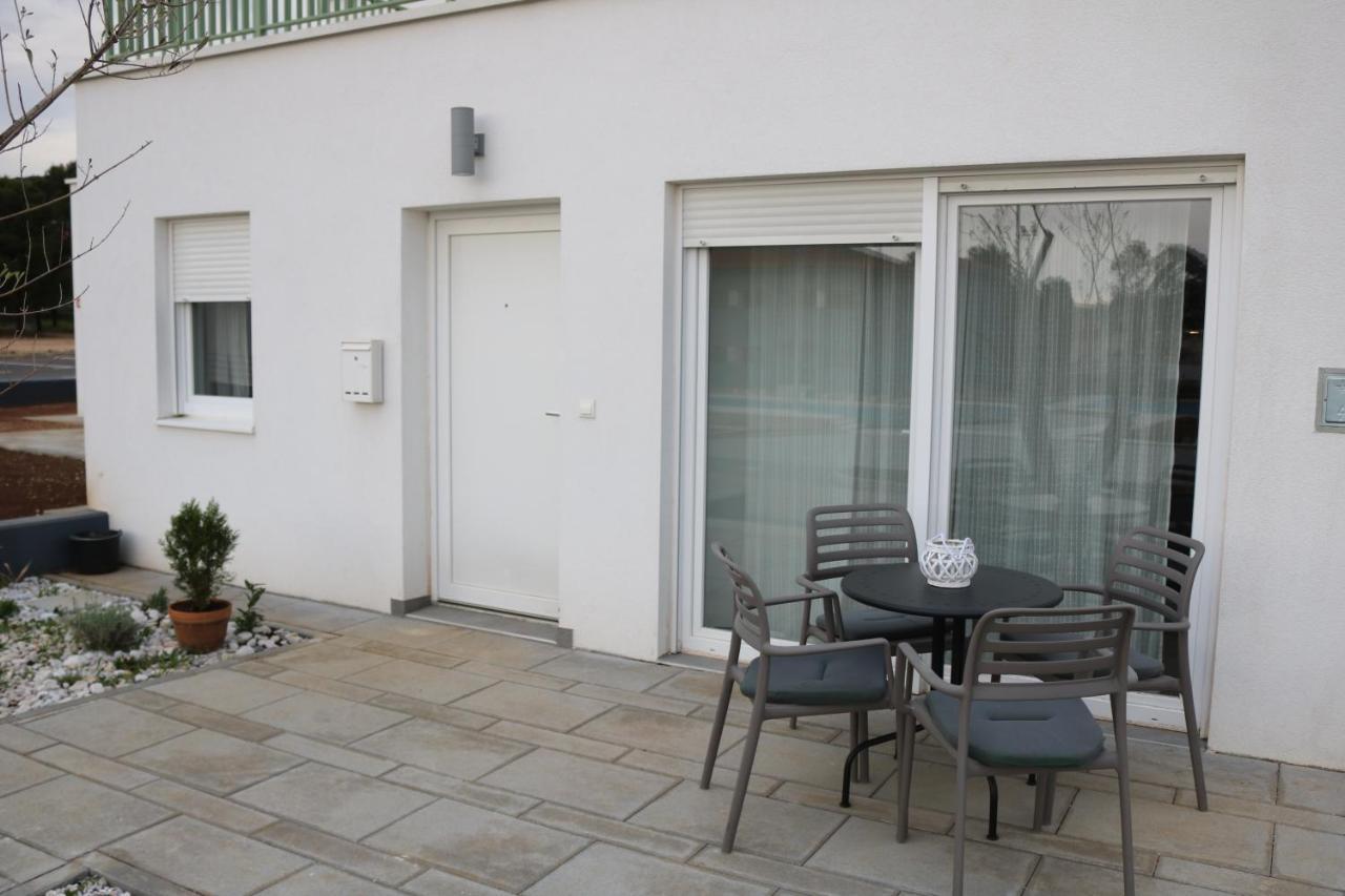 Apartment D&E Punat - Free Parking And Wi-Fi Bagian luar foto