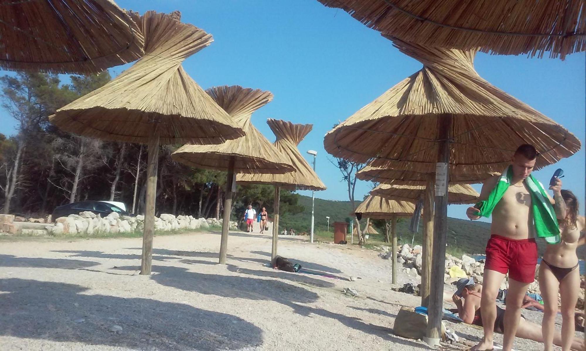 Apartment D&E Punat - Free Parking And Wi-Fi Bagian luar foto